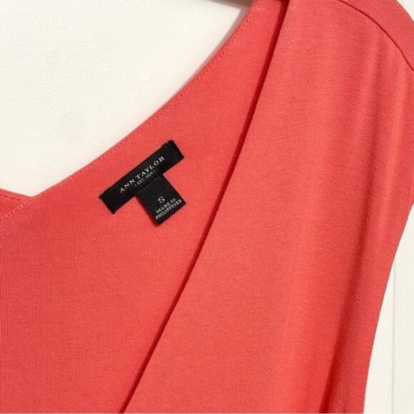 Ann Taylor Faux Wrap Surplice V Neck Midi Dress in Coral Size S - Picture 5 of 7